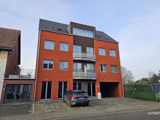 Appartement met lift, 2 slaapkamers, terras en garage - Foto 1