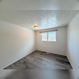 Parkland County 3 Bed 1.5 Bath Acreage Upper Suite - Photo 5