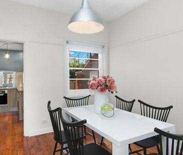 Stylish two bedroom apartment - Photo 2