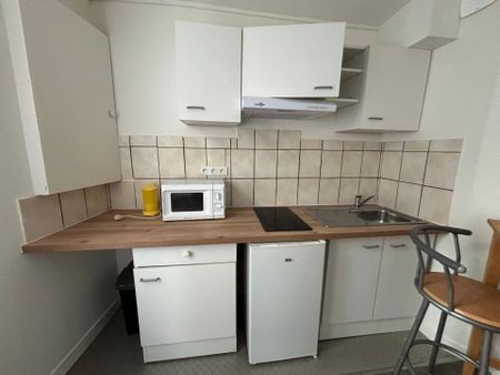 Location Appartement 1 pièces 21 m2 à Niort - Photo 3