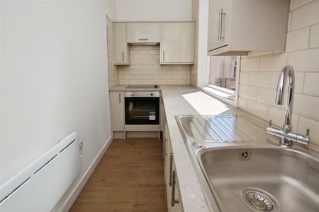 2 bedroom apartment to rent - Photo 5