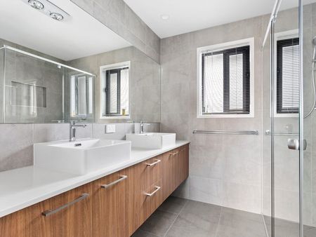 Living Life on Lighthouse Circuit - Photo 2