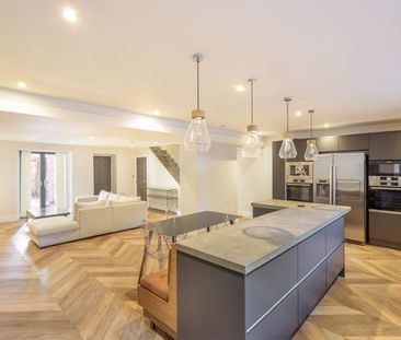 5 bedroom terraced house to rent - Photo 4