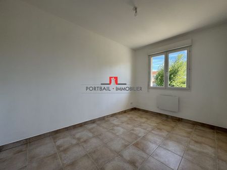 Maison mitoyenne 1 côté à louer, 3 pièces - Cavignac 33620 - Photo 3