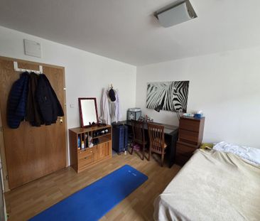 Pronájem bytu 1+kk 28 m2 - Fotografie 1