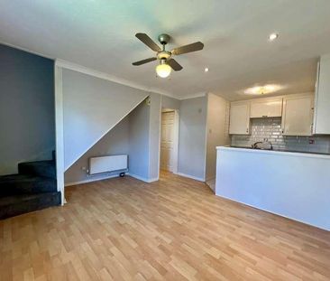 Robin Close, IP28 - Photo 2