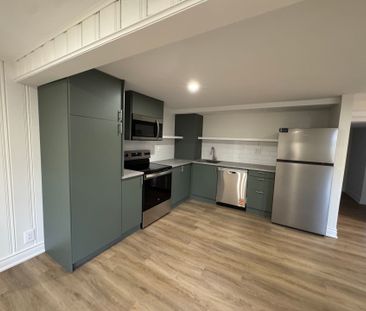 For Lease - 1590 Liveoak Drive Unit# Basement, Mississauga, Ontario - Photo 6