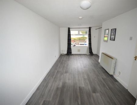 1 Bedroom Apartment To Let - Photo 2