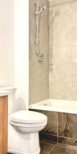 Condo 3 1/2 à Griffintown avec vue dégagée 1650$/mois - 1 MOIS GRATUIT - Photo 4