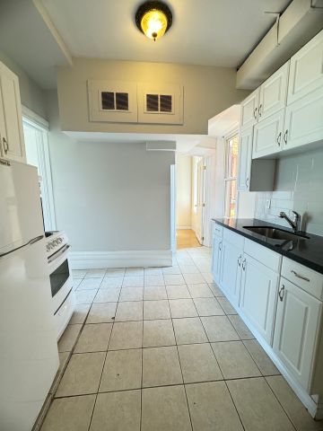 For Lease - 139 1/2 John Street Unit# 4, Hamilton, Ontario - Photo 4