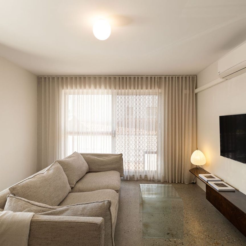 Properly Managed I Stylish Ascot Living with Space, Comfort & Convenience - Photo 1