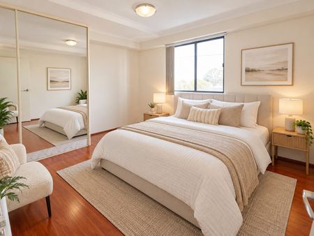 Spacious Split-Level 3 Bedroom Unit with Ensuite & Tandem Parking in Central Lidcombe - Photo 3