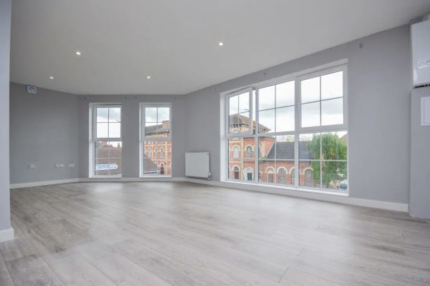 1 bedroom flat - Photo 1