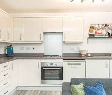 2 bedroom House To Let - Photo 3