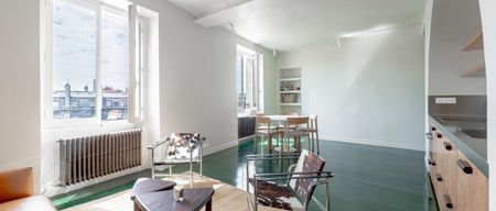 Appartement • Les Halles - Photo 2