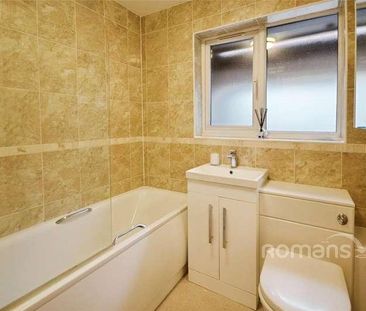 Littlebrook Avenue, Slough, Berkshire, SL2 - Photo 6