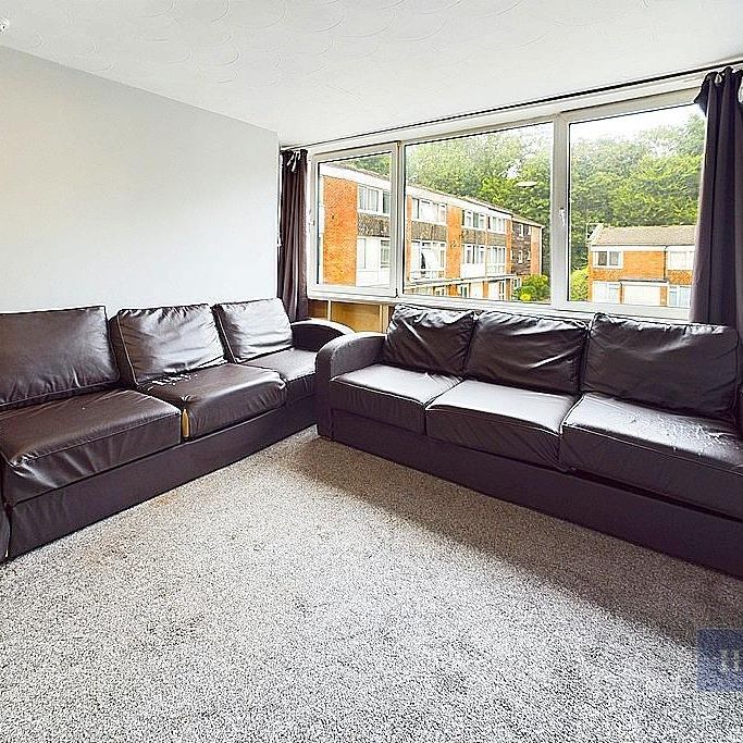 6 bedroom terraced house to rent - Photo 1