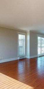 Lebourgneuf – Superbe condo 1112 pi² | 2 stationnements | Piscine chauffée - Photo 4