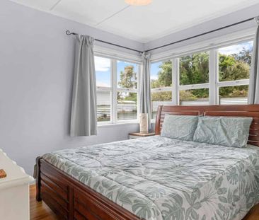Views, Space & Convenience - Photo 3