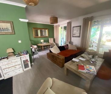 Location Maison 3 pièces 60m² GASSIN 83580 - Photo 1