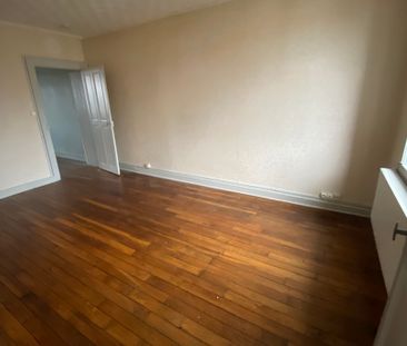 Location Appartement 4 pièces 81m² - Photo 4