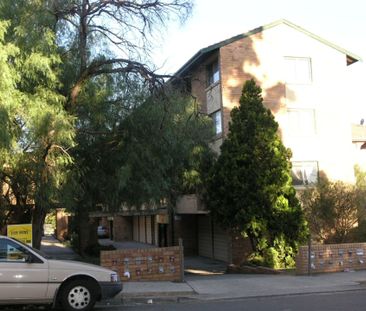 Close to Station - Photo 5