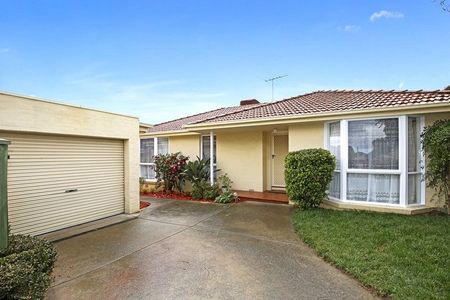 2/4 York Street, Reservoir VIC 3073 - Photo 4