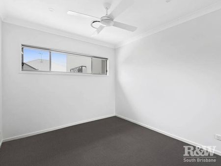 2/87 Jackson Street, Hamilton - Photo 3