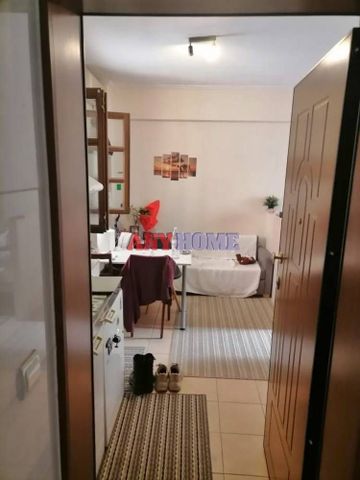 Studio/Γκαρσονιέρα για ενοικίαση - Άνω Πόλη - Photo 2