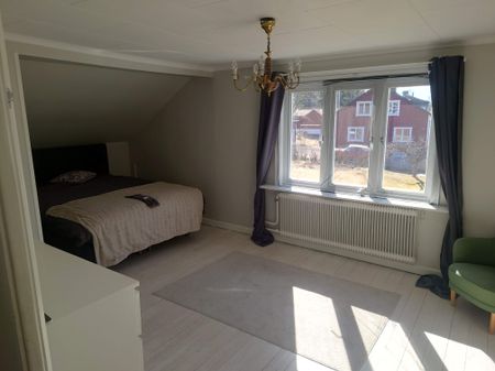 Bergslagsvägen, Hallstahammar - Photo 2