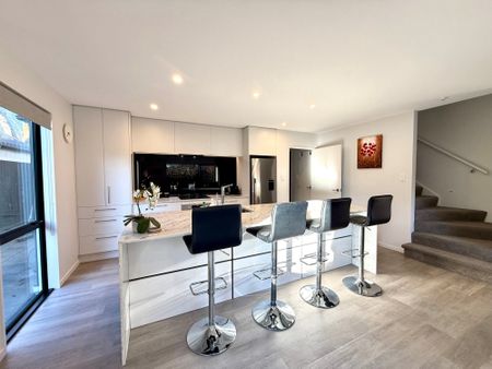 Riccarton, 3 bedrooms - Photo 3
