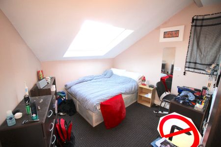 5 Bed - 23 Kelso Road, Leeds - LS2 9PR - Student - Photo 2