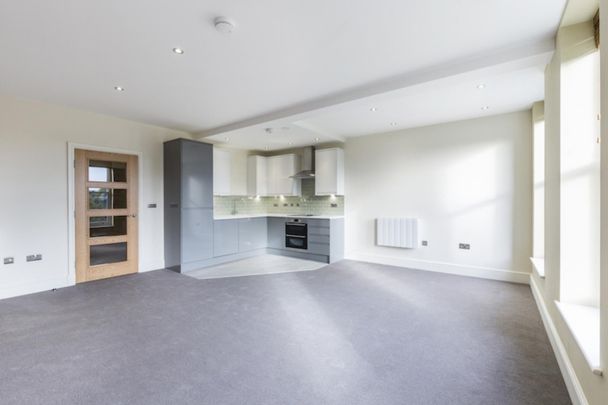 2 bedroom apartment to rent - Photo 1