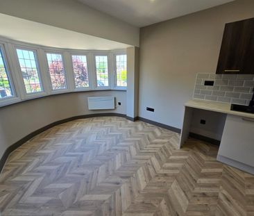 Green Lane, Shepperton TW17, London - Photo 1