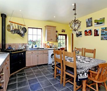 2 bedroom semi-detached house to rent - Photo 5