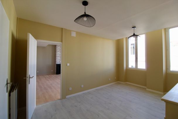 Location Appartement 2 pièces 69m² - Photo 1
