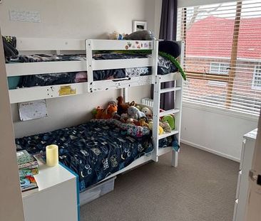 Privately situated 3 bedroom home. - Photo 4