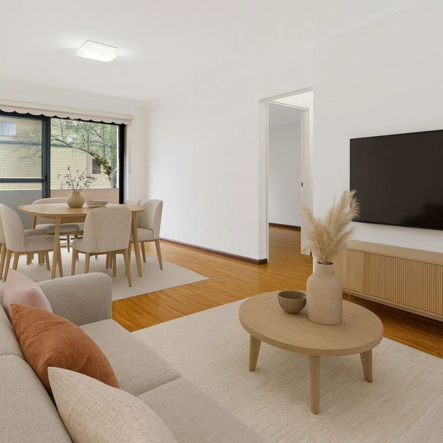Spacious modern apartment - Photo 1