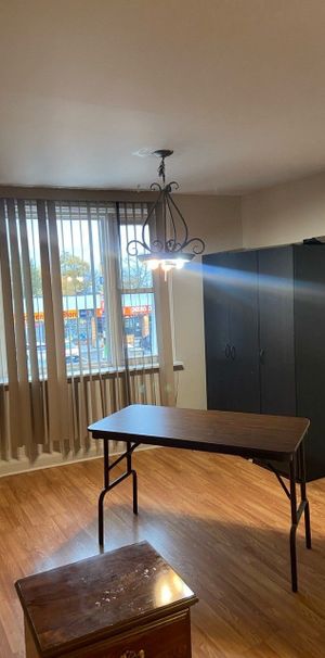 For Lease - 10084 Yonge Street Unit# 1, Richmond Hill, Ontario - Photo 1