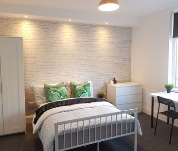 Esher Road, Liverpool. - Photo 6