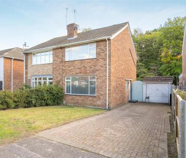 3 bedroom semi-detached house to rent - Photo 6