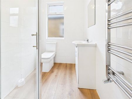 5 bedroom maisonette to rent - Photo 5