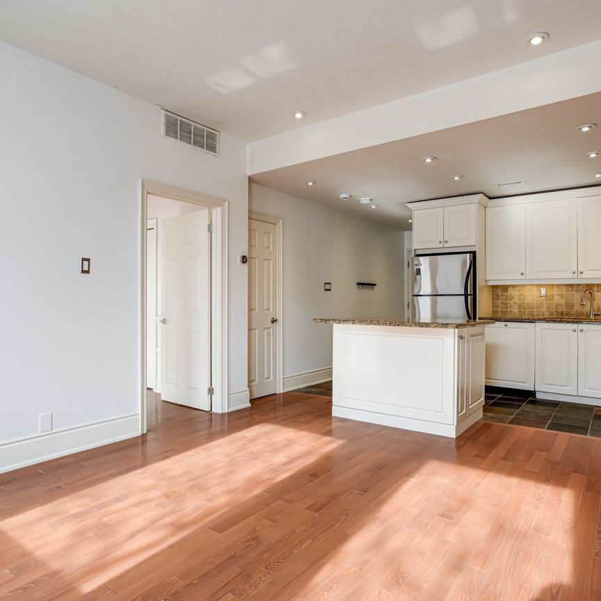 For Lease - 283 King Street Unit# 201, Hamilton, Ontario - Photo 1