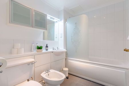 1 Bed Flat, Queen's Gate Terrace, SW7 - Photo 5