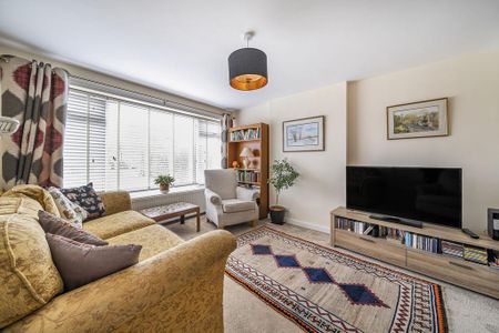 3 bedroom detached house to rent - Photo 3