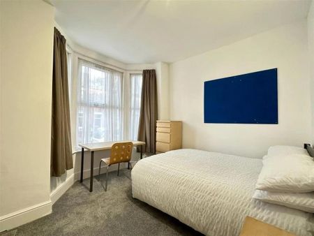 4 bedroom house share to rent - Photo 3