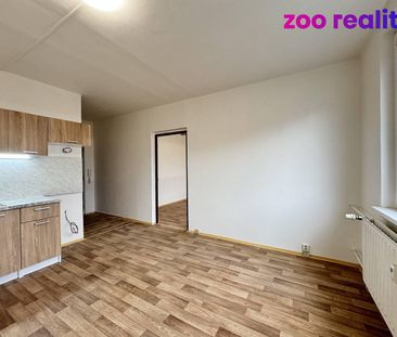 Pronájem bytu 1+1 35 m² - Photo 1