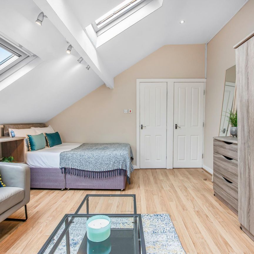 244 VINERY ROAD Leeds - LS4 2LA - Photo 1