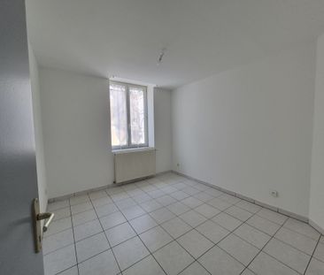 Location Appartement 3 pièces 65m² CONDRIEU 69420 - Photo 3