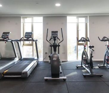 Classic 3 Bed Apartment - Photo 5